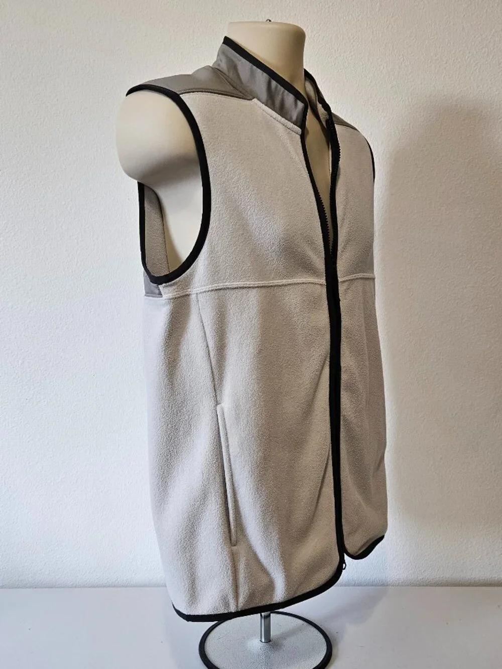 Nike Therma‑Fit Fleece Dual‑Zip Sleeveless Performance Vest